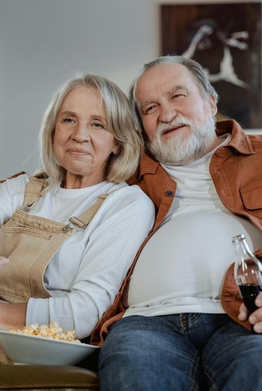 Older adults and Dry Eye Vertical (25 55) 372×554